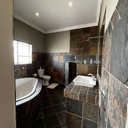 House Haven Guesthouse Port Elizabeth Exterior photo