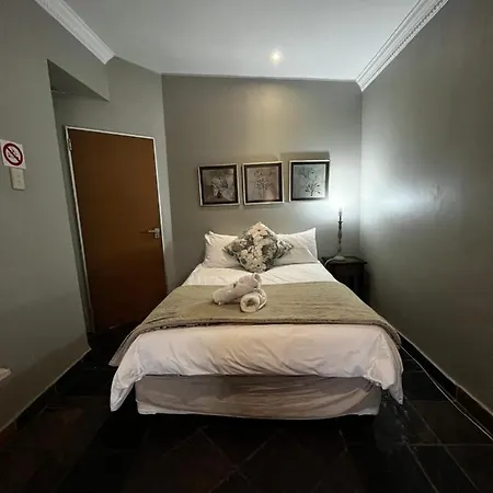 House Haven Guesthouse Port Elizabeth Exterior photo